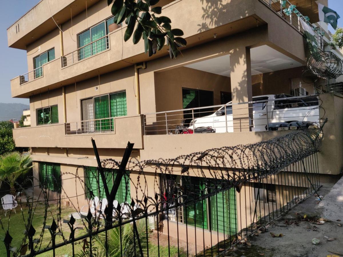 Hôtel The Travelers Den à Islamabad Extérieur photo