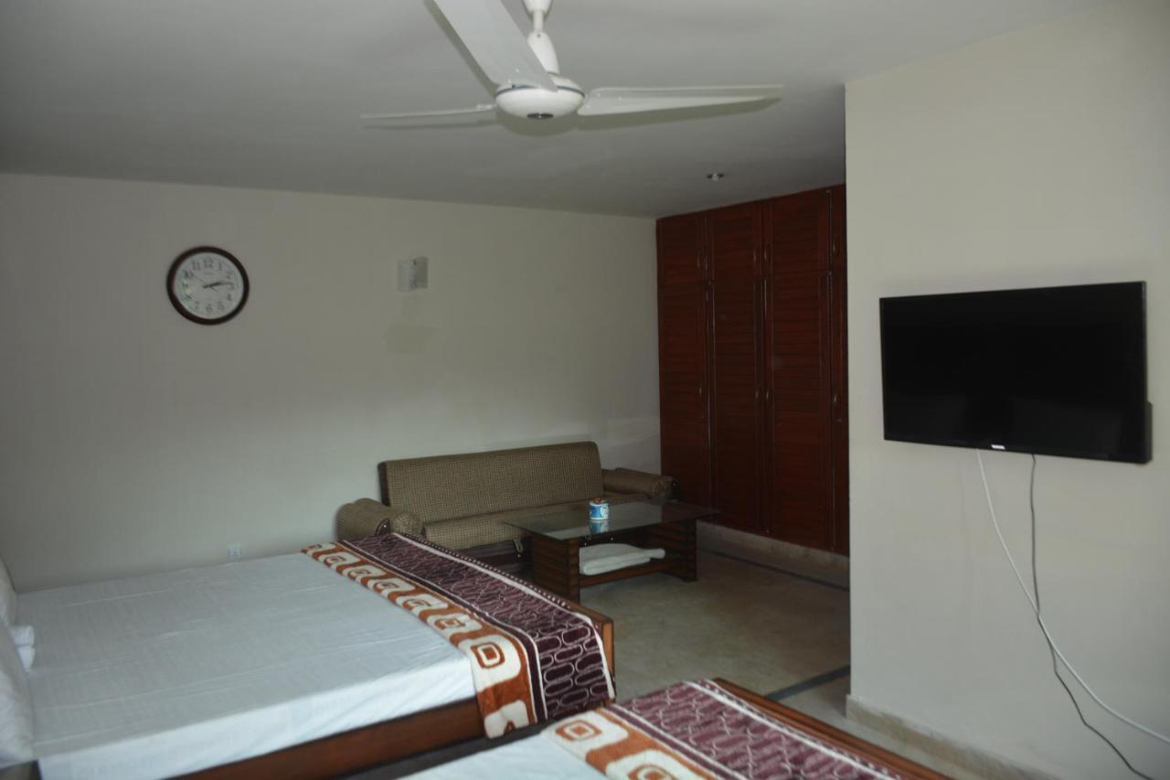 Hôtel The Travelers Den à Islamabad Extérieur photo