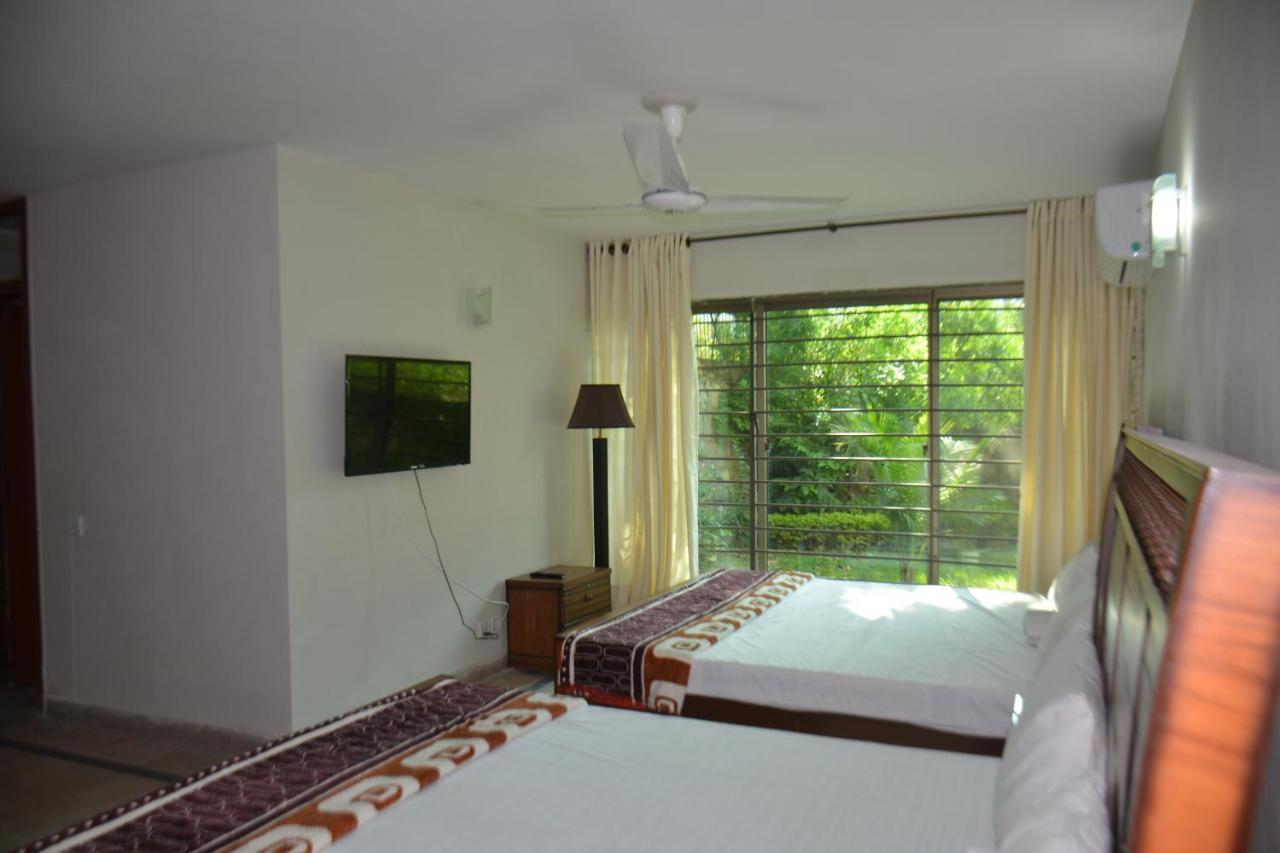 Hôtel The Travelers Den à Islamabad Extérieur photo