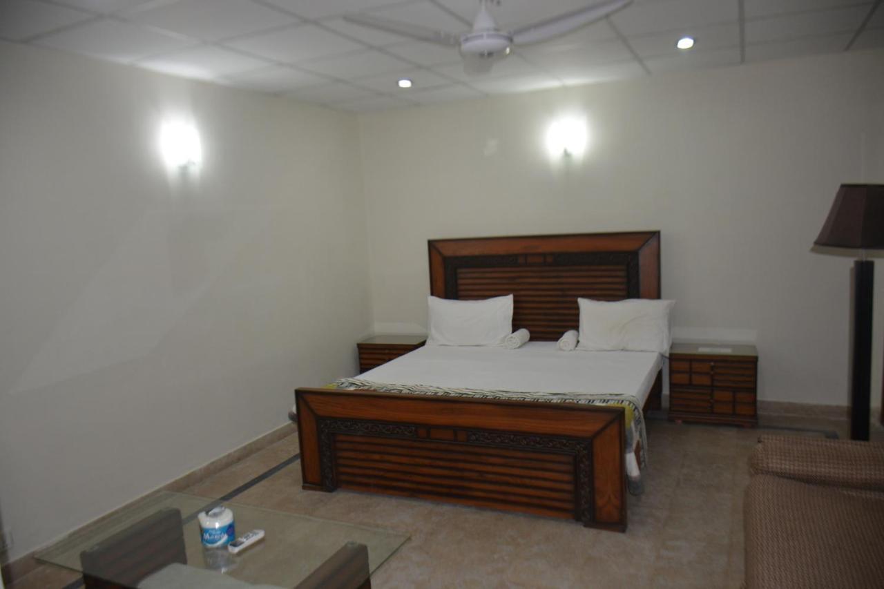 Hôtel The Travelers Den à Islamabad Extérieur photo